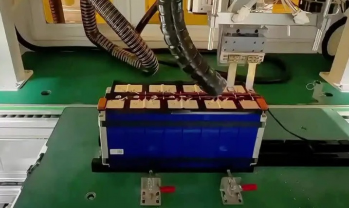 全自動(dòng)新能源電池激光焊接機(jī)供應(yīng)商